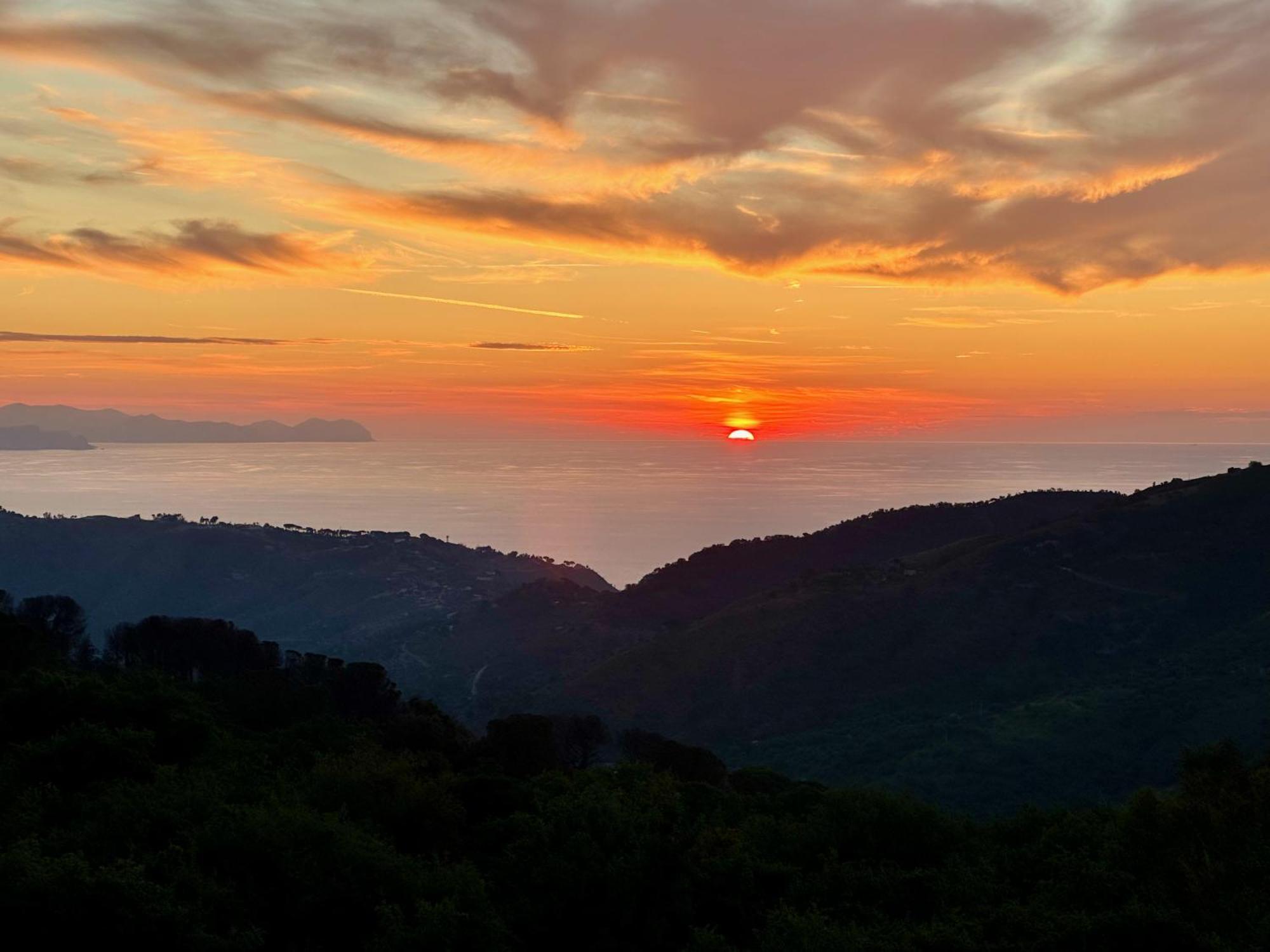 Cefalu Forest Hideout Eksteriør bilde